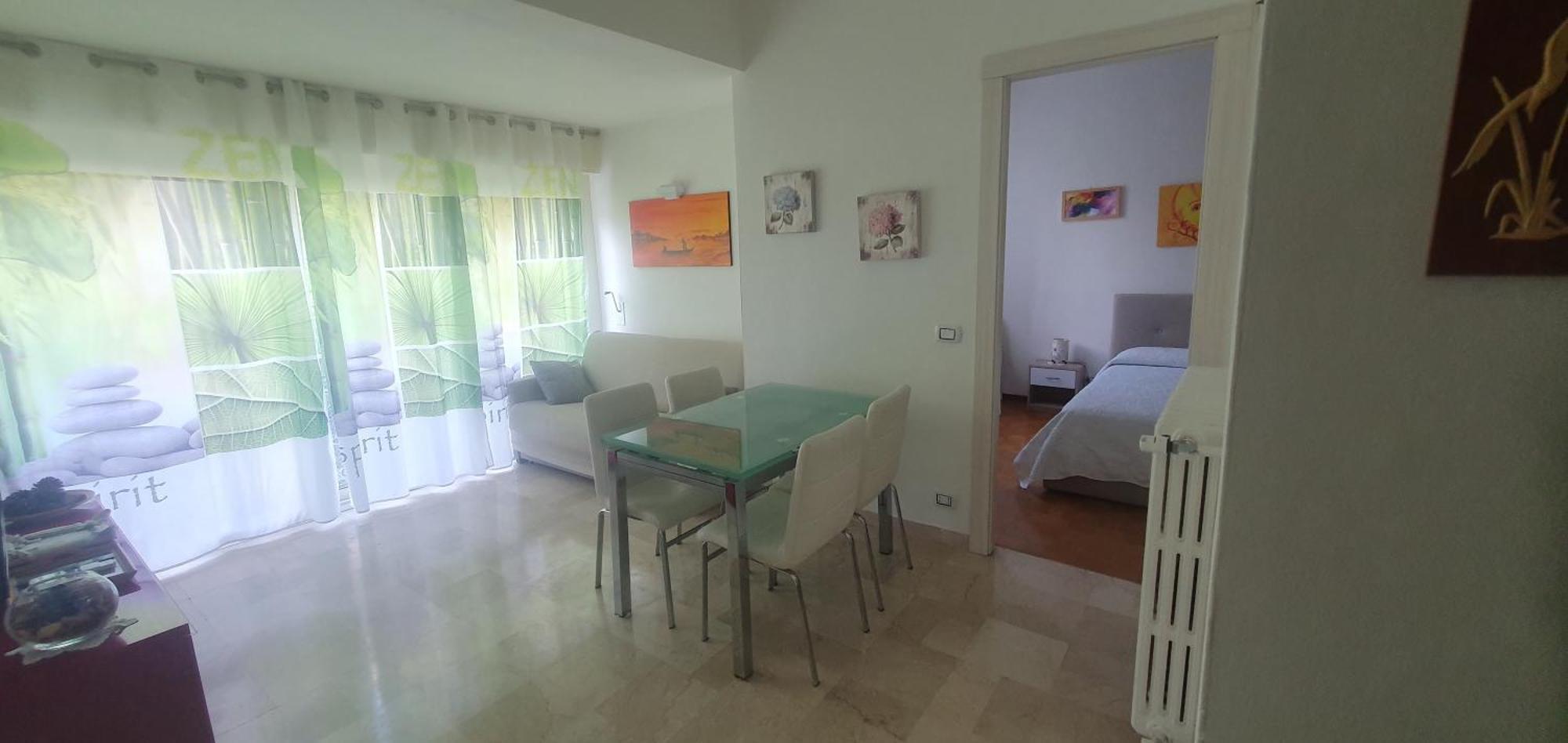 Appartamento Lido 'With Parking Space Included' ตอสโกลาโน มาแดร์โน ห้อง รูปภาพ