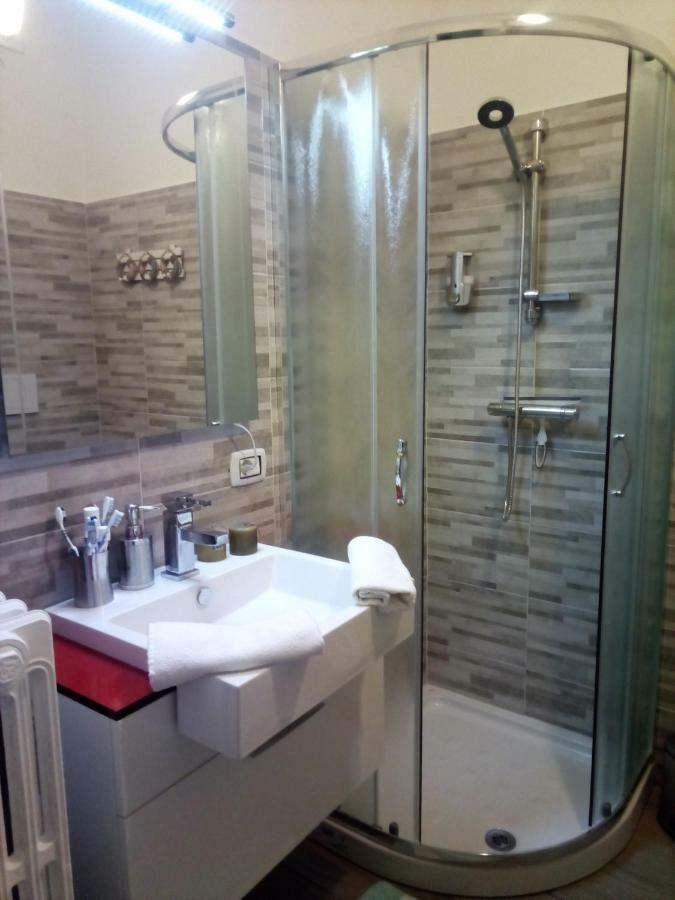 Appartamento Lido 'With Parking Space Included' ตอสโกลาโน มาแดร์โน ภายนอก รูปภาพ